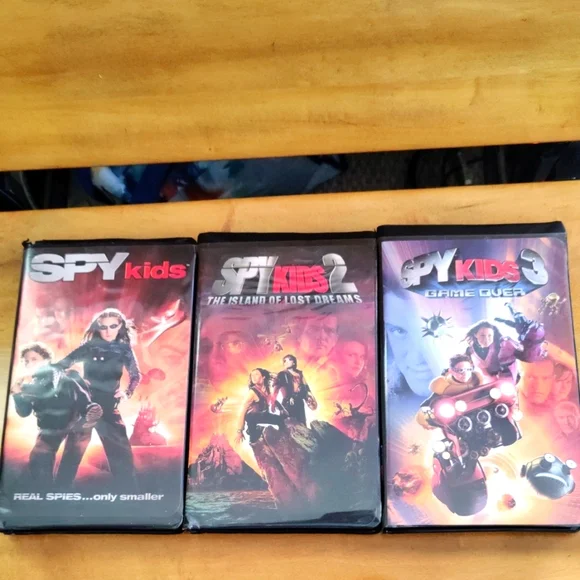 Dimension Home Video 3 Lot (1,2,3) Editions Of Spy Kids VHS Tapes - Picture 1 of 14